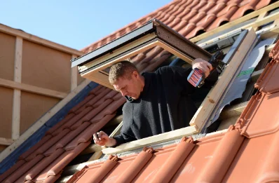 Pose de fenêtres de toit Velux à Lougratte